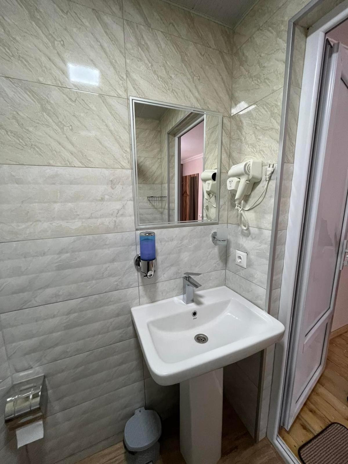 מלון Polaris Kazbegi מראה חיצוני תמונה